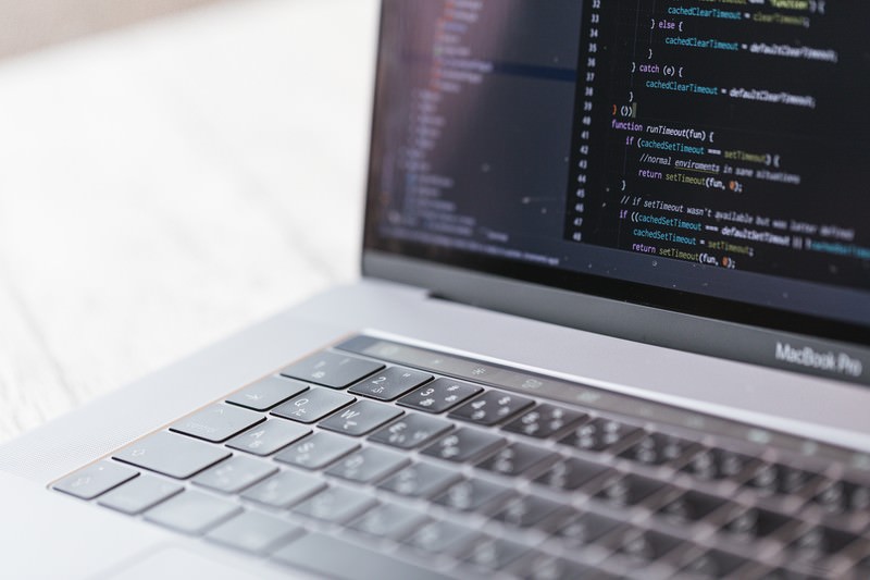 本社の正社員 開発エンジニア インターネット・Webサービス求人イメージ